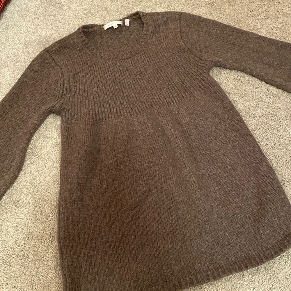 VINCE BROWN SWEATER